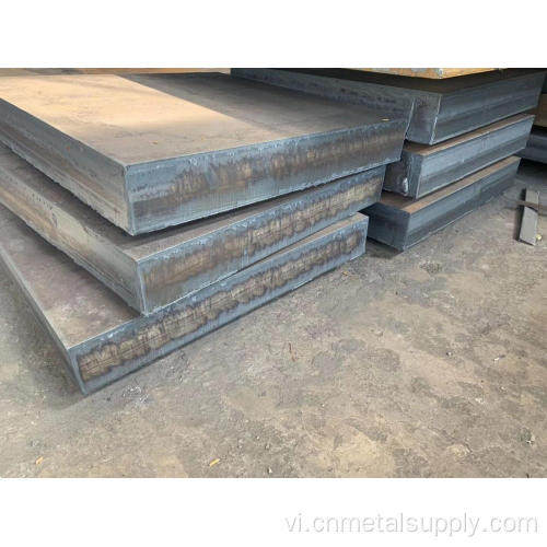 Những tấm nặng làm bằng thép đóng tàu